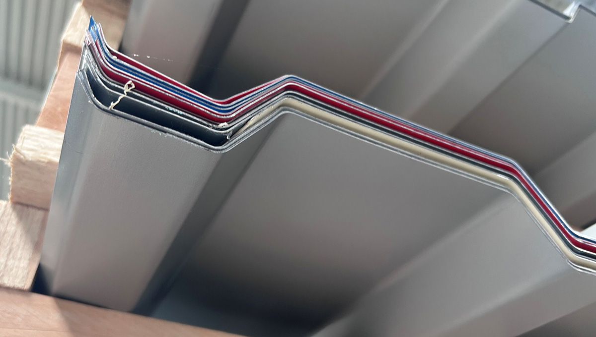 Stahlblech, Blechzuschnitt, Metallprofil, Laminatkanten, Kantenschutz