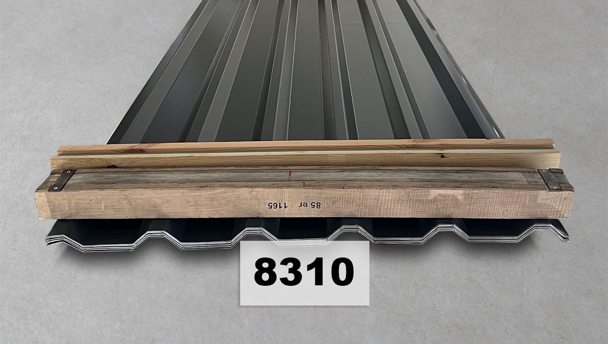 Dachblech, Sandwichblech, Stahlblech, Stahlprofil, Holzlatten