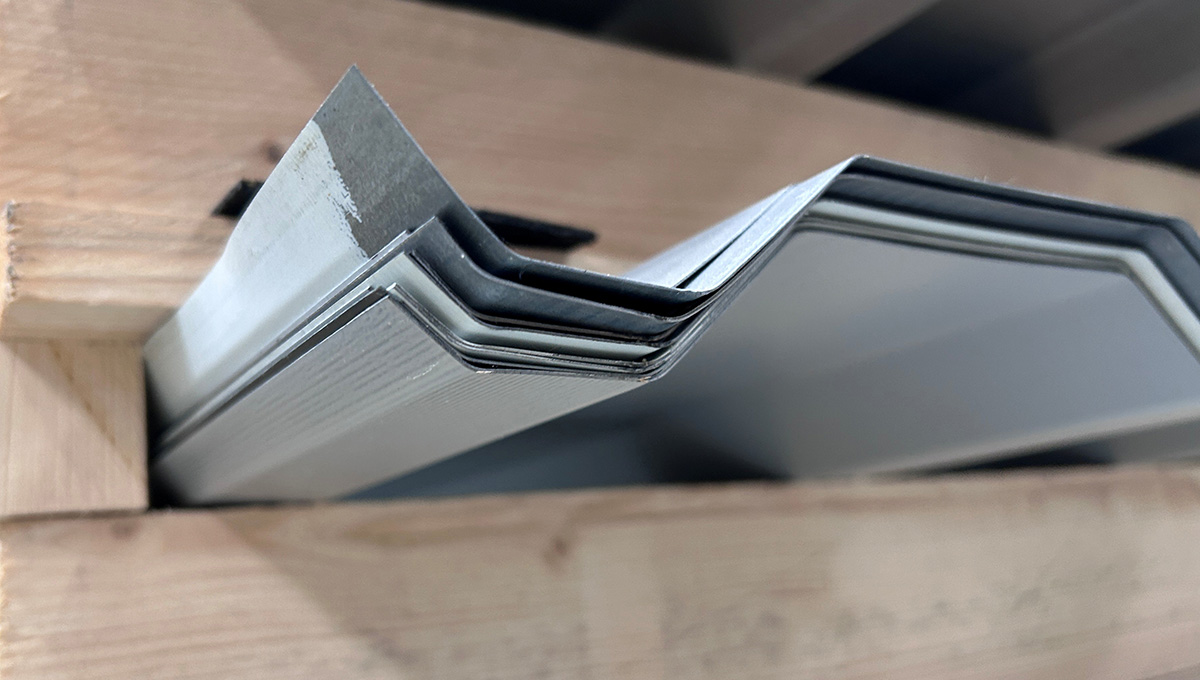 Drahtloser Ordner, Halterungskarten, Metallkanten, Schneidedruck, Bündelung