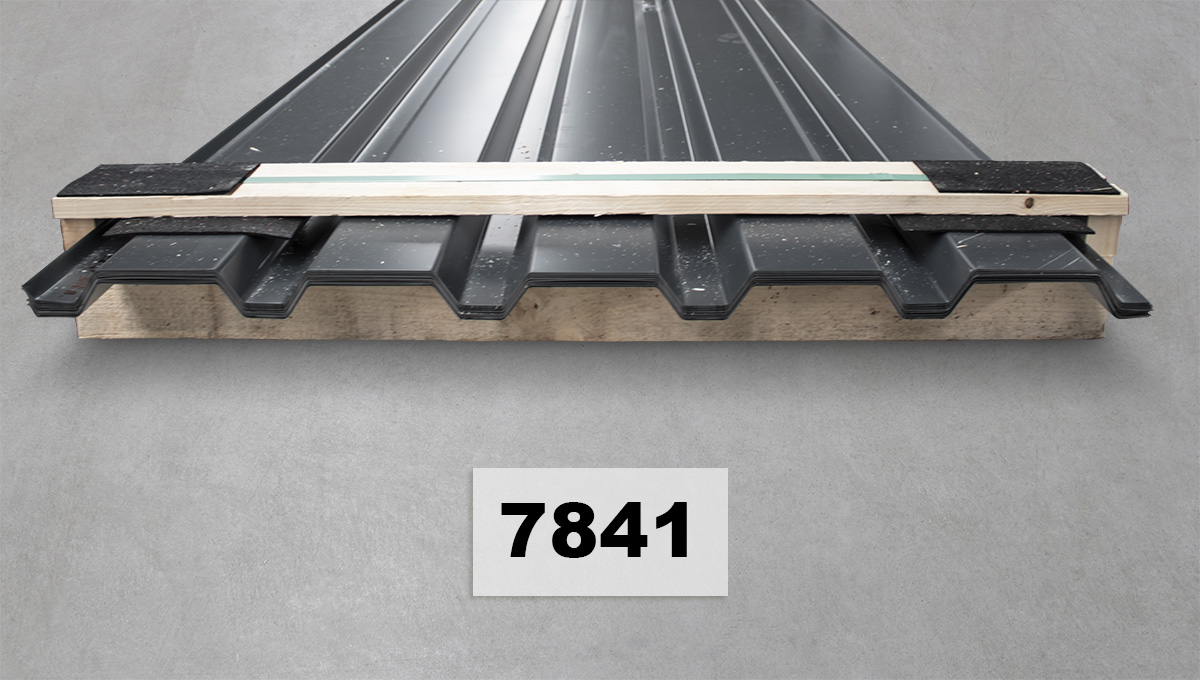 Dachbahnen, Trapezblech, Stahlblech, Dachplatten, Unterkonstruktion